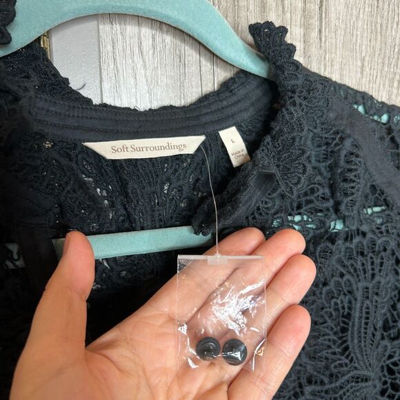 Soft Surroundings Lace Blouse Button Up Long sleeve Bohemian Artsy Size L - Picture 6 of 6